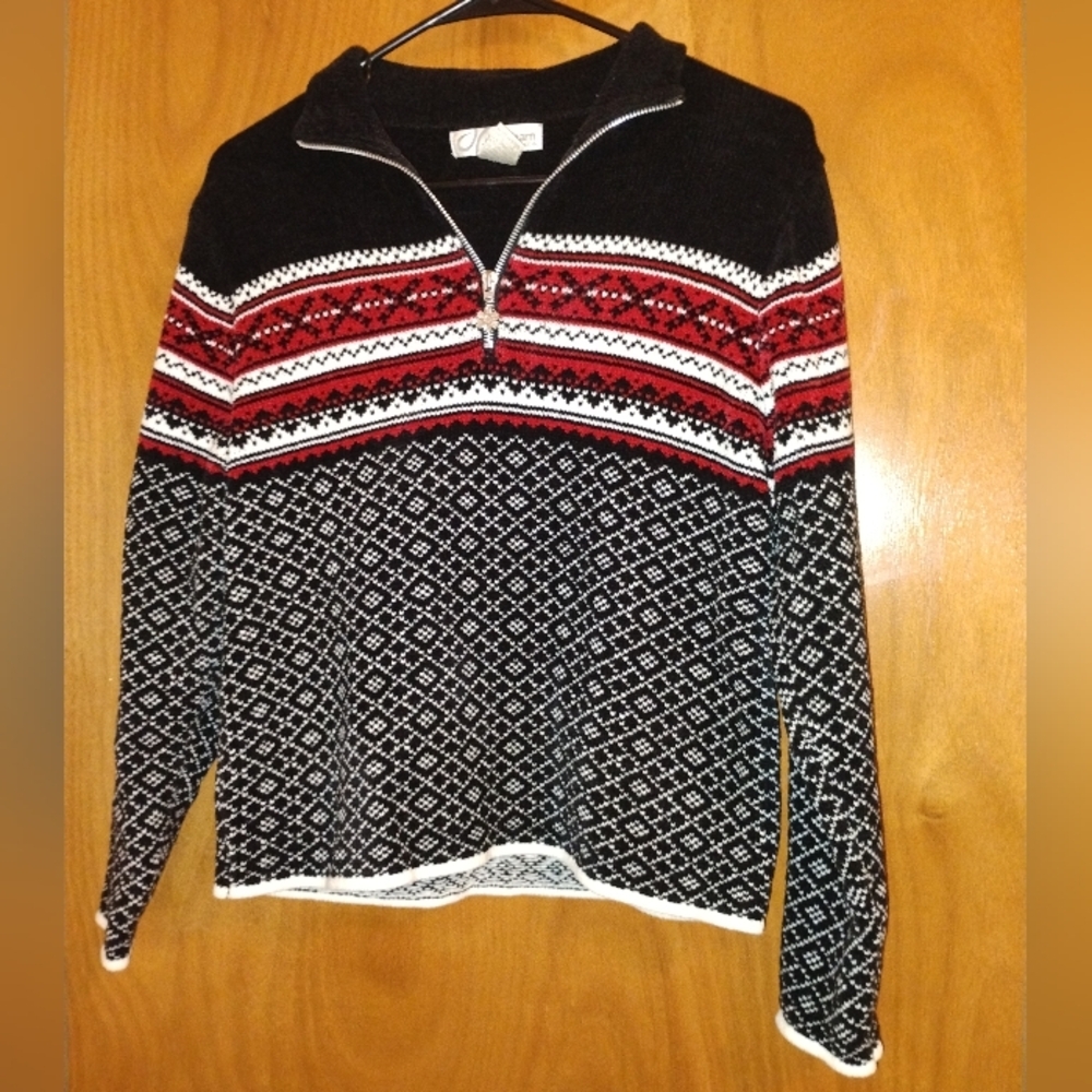 Dressbarn Black and White Patterned Sweater